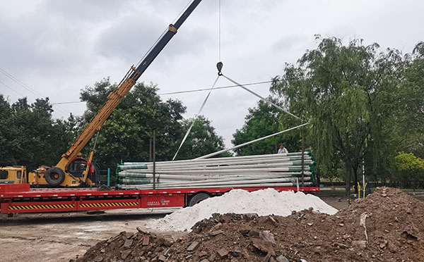 曲麻莱智慧路灯：提升城市管理效率的创新解决方案